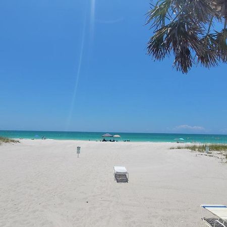 Beach Front Condo Paradise. Ground Floor.Studio. Longboat Key Exterior photo