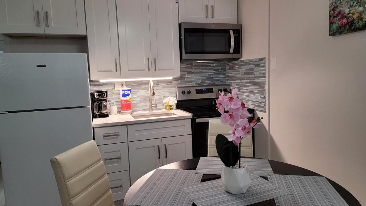 Beach Front Condo Paradise. Ground Floor.Studio. Longboat Key Exterior photo
